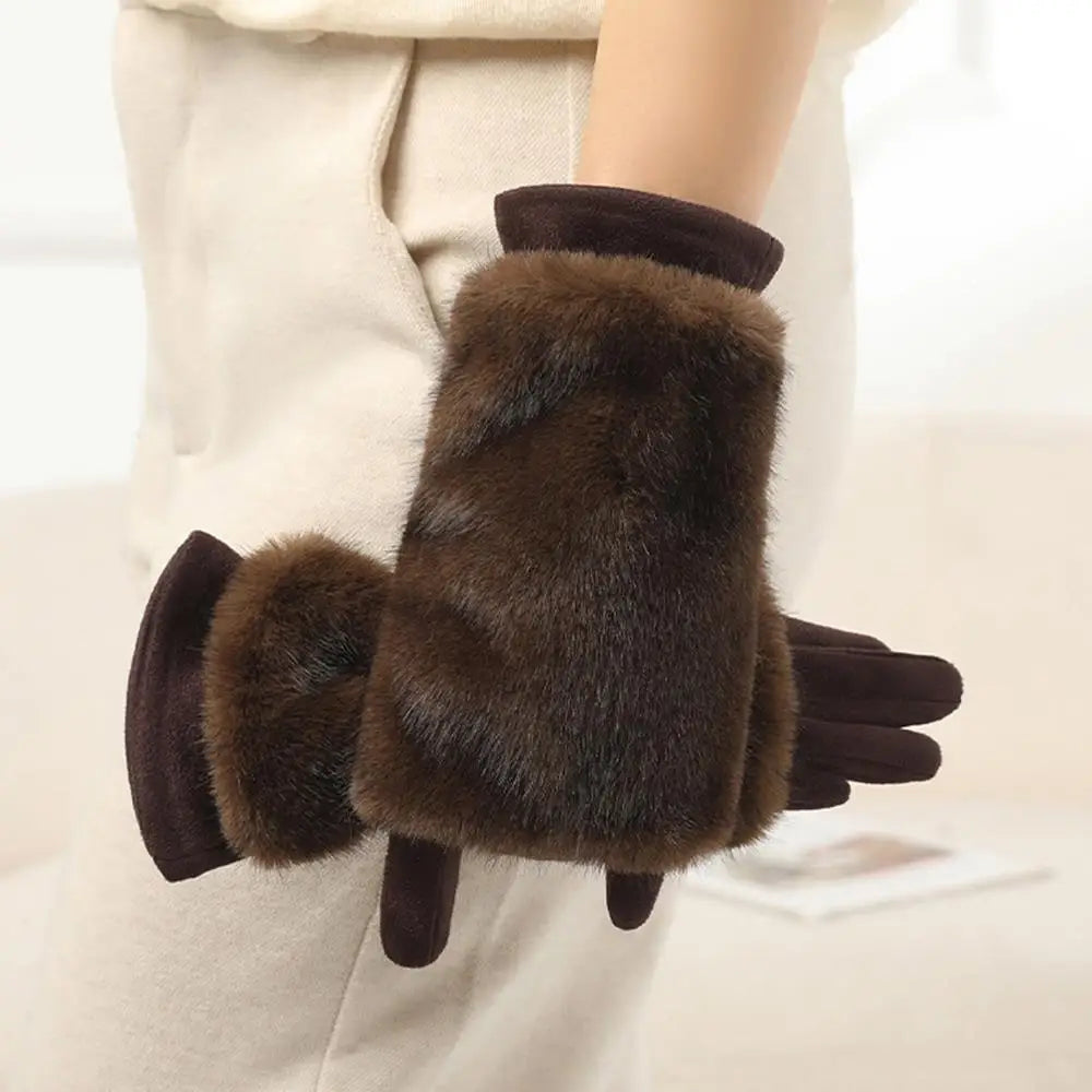 Winterhandschuhe in Wildleder-Optik mit Fellbesatz auf dem Handrücken für Damen, Alltag und Stadt – touchscreenfähig, warm, in 5 Farben