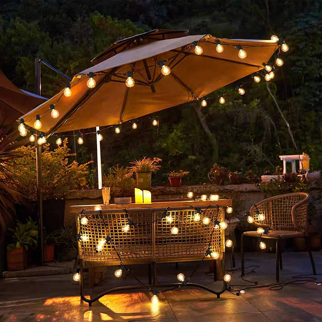 LED-Lichterkette mit Glühbirnen für Garten, Terrasse und Balkon – 9 oder 14 m, 15 oder 25 bruchfeste Birnen, IP44, dimmbar, erweiterbar