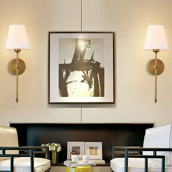 Kabellose Wandleuchte mit Akku-LED und Fernbedienung zur Montage ohne Stromanschluss – weißer Stoffschirm, Warmweiß und 12 Farben, 57 × 12 × 10 cm