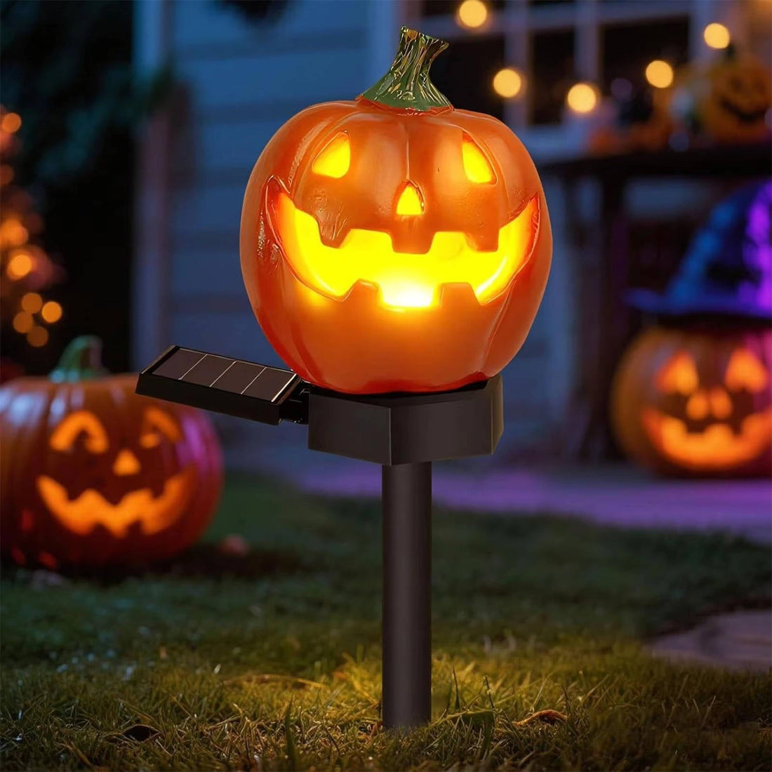 Solar-Wegeleuchten in Kürbisform aus Kunstharz für Halloween-Deko in Garten und Einfahrt – Erdspieß, Dämmerungsautomatik, warmweiß, 2 bis 12 Stück
