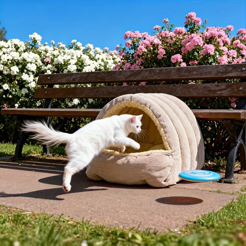 Kuschelhöhle für Katzen aus warmem Fleece für Wohnzimmer und Schlafplatz – geschützte Rückzugshöhle, Größe S oder L, Lila oder Beige