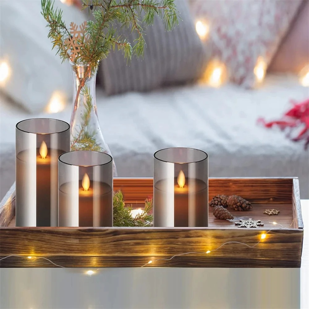 Flammenlose LED-Kerzen im Glas mit Echtwachskern im 3er-Set mit Fernbedienung für Esszimmer und Leseecke – 3D-Flamme, Timer, dimmbar, 3 Farben