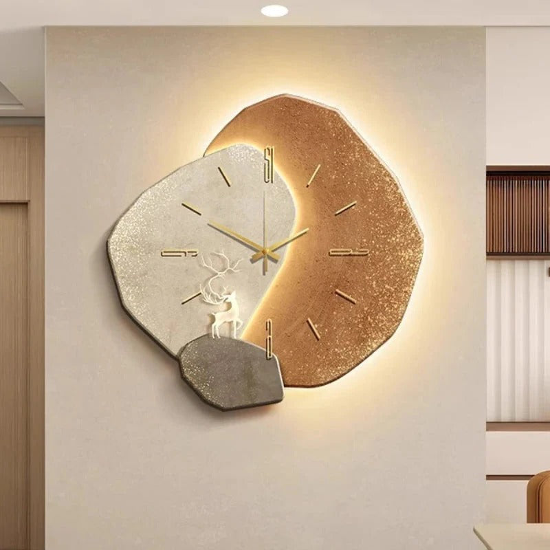 Wanduhr mit Hintergrundbeleuchtung als Wandbild in Steinoptik für Wohnzimmer, Esszimmer und Büro – lautloses Uhrwerk, Strichindizes, 4 Farben