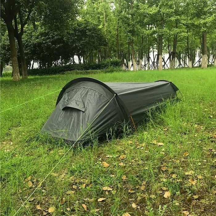 Ultraleichtes Einpersonenzelt für Trekking, Wandern und Solo-Camping – ca. 690 g, Mesh-Innenzelt, verstärkter Boden, Gelb oder Armeegrün