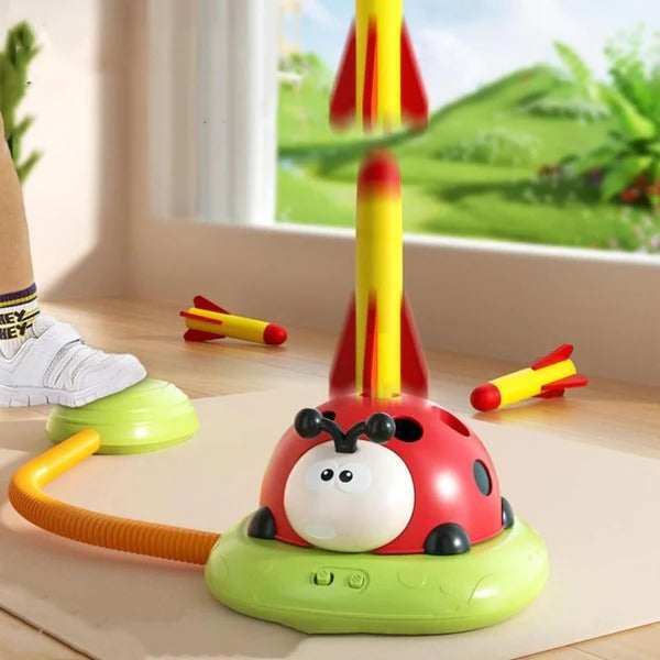 3-in-1-Bewegungsspielzeug im Marienkäfer-Design für Kinder mit Drehstange, Ringwurf und Raketenwerfer – ab 2 Jahren, drinnen und draußen