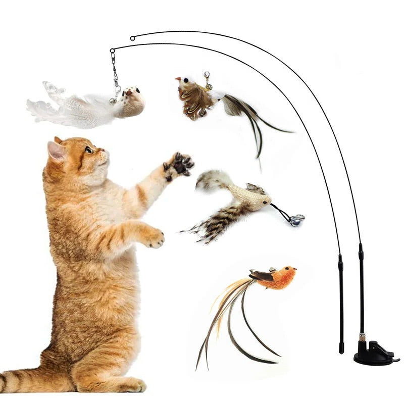 Interaktives Katzenspielzeug mit Vogel-Attrappen am Federdraht für Wohnung und Fenster – Saugnapf, 5 Vögel mit Glöckchen, 46 cm
