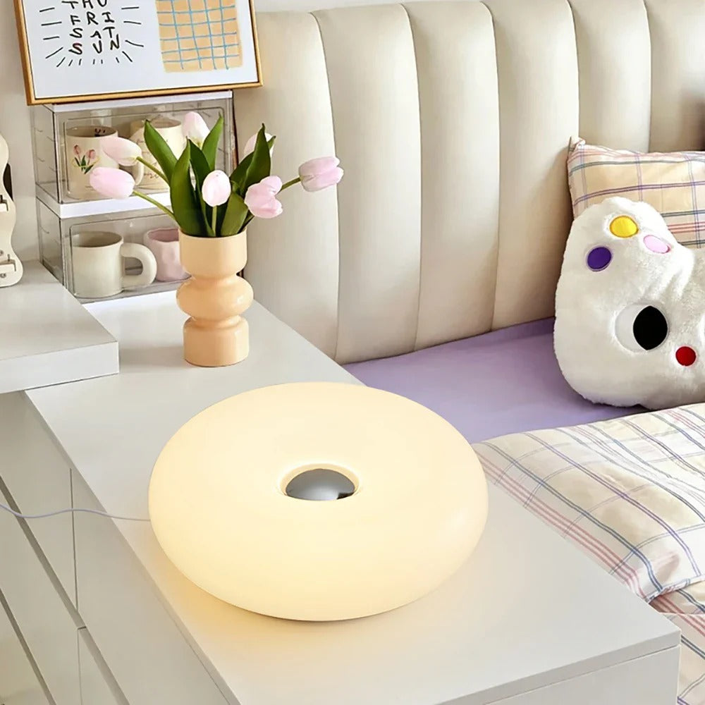 Donut LED-Lampe mit Touch-Bedienung als Tischleuchte für Schlafzimmer, Wohnzimmer und Schreibtisch – runde Form, Orange oder Weiß