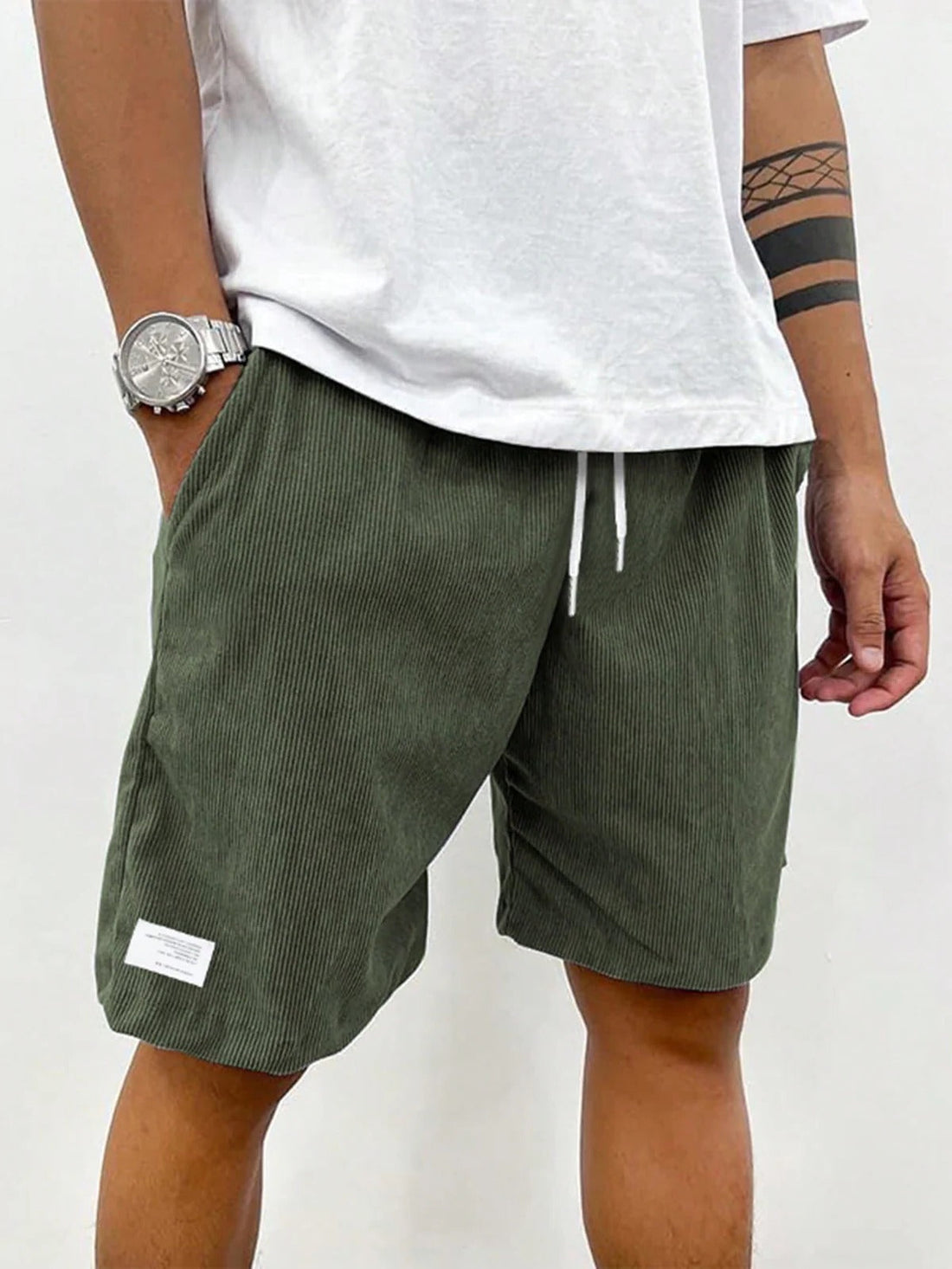 Kurze Cordhose für Herren aus 100 % Polyester mit leichtem Stretch für Freizeit und Zuhause – bequeme Passform, S bis 2XL, 10 Farben