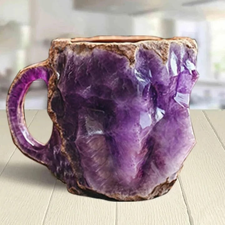 Kaffeetasse in Mineralkristall-Optik aus Kunstharz für Kaffee und Tee im Alltag – spülmaschinengeeignet, ergonomischer Henkel, in 12 Farben