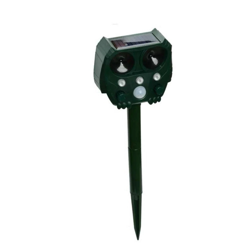 Solar-Ultraschall-Tierabwehr mit Bewegungsmelder und Blitzlicht für Garten und Beet – 110°, bis ca. 8 m, 25–61 kHz, wetterfest, mit Erdspieß