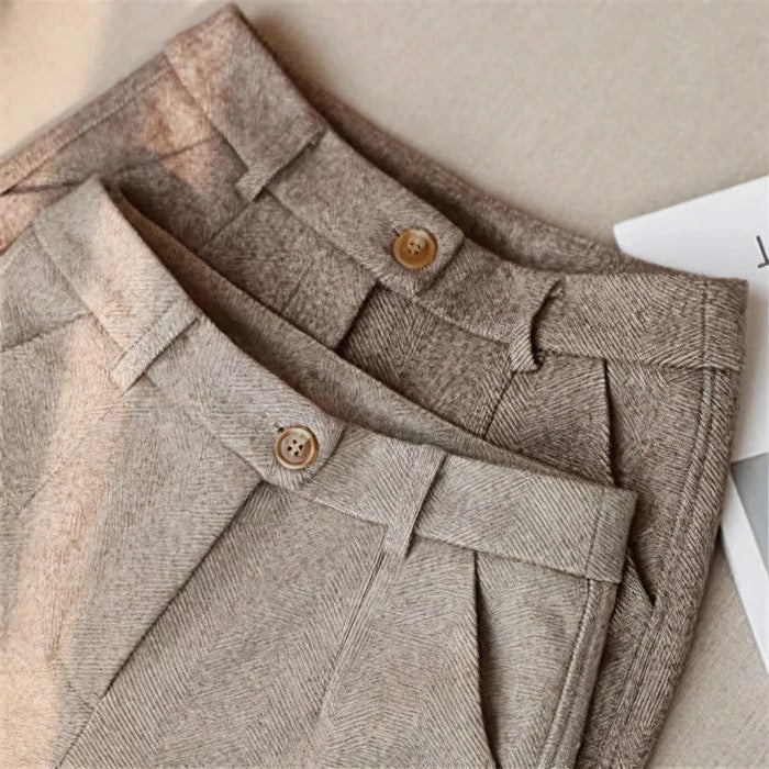 Elegante taillierte Damenhose mit klassischem Schnitt für Büro und Freizeit – schmeichelnde Silhouette, Größen S bis 2XL, Braun oder Beige