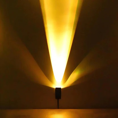 Solar-LED-Strahler mit Zoomlinse für Garten, Rasen und Terrasse – IP65, RGB und Warmweiß 3000 K, bis 12 h Leuchtdauer, Schwarz