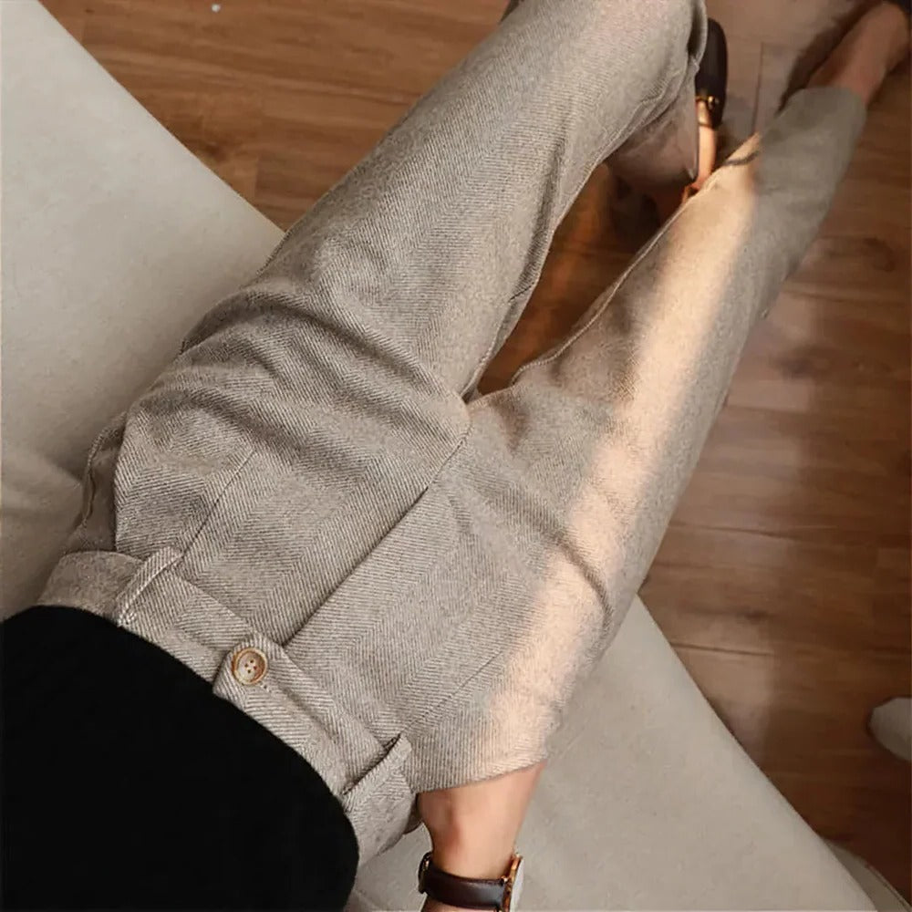 Elegante taillierte Damenhose mit klassischem Schnitt für Büro und Freizeit – schmeichelnde Silhouette, Größen S bis 2XL, Braun oder Beige