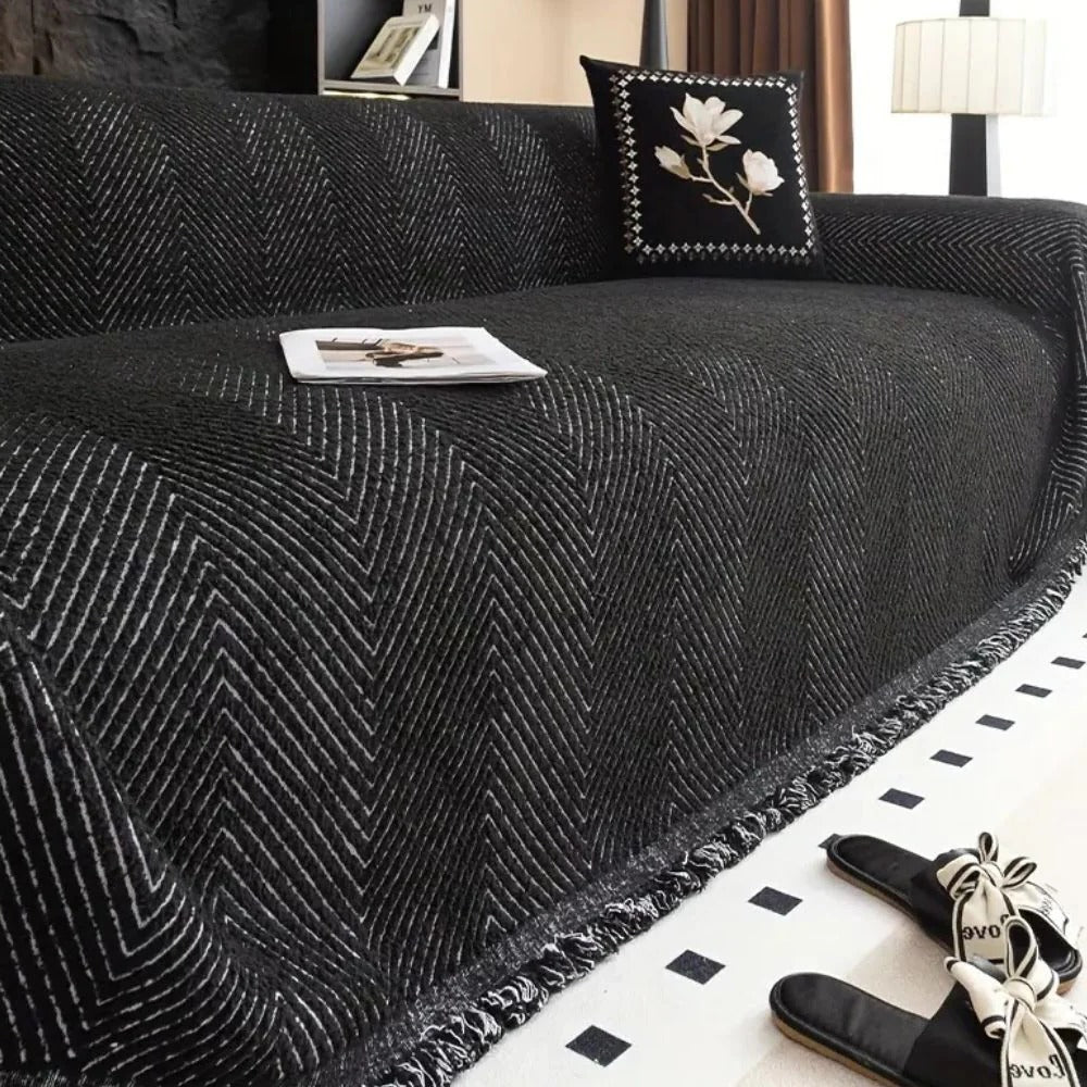 Sofaüberwurf mit Fischgrätmuster und Fransen für Wohnzimmer und Couch – Schutz und neue Optik, in Mitternachtsschwarz, Elfenbein-Sand und Anthrazit