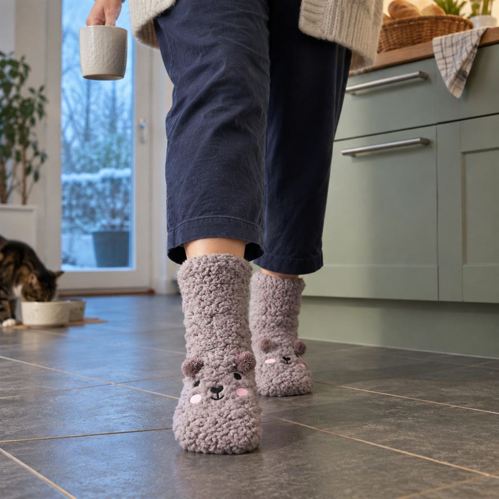 Kuschelige Fleece-Socken im Kawaii-Bären-Design für Zuhause, Sofa und Homeoffice – warme Haussocken in 7 Farben