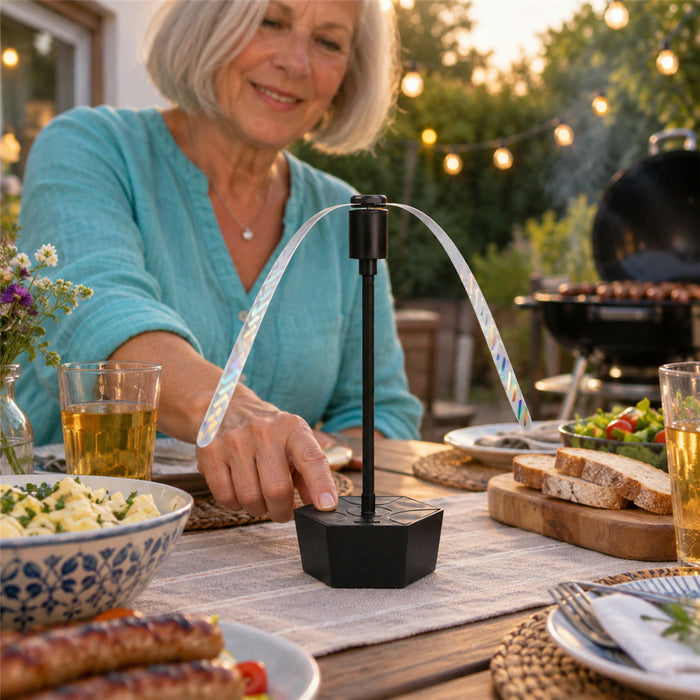 Fliegenabwehr-Ventilator mit rotierenden Flügeln für Tisch, Terrasse und Picknick – 26,5 × 11 cm, ohne Chemie, einklappbar, USB- oder Batteriebetrieb