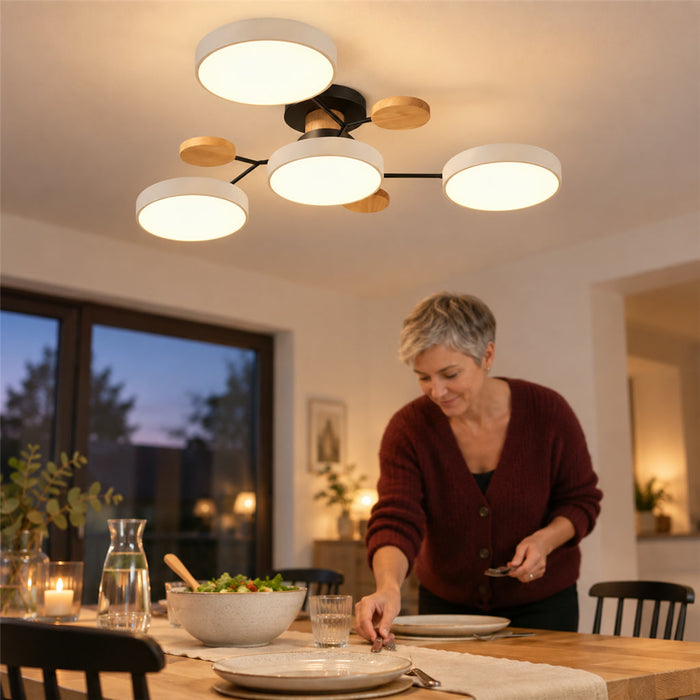 LED-Deckenleuchte in Astform mit 4 runden Leuchten und Holzakzenten für Wohnzimmer und Esstisch – skandinavischer Stil, Ø ca. 60 cm, Mattweiß, 3000 K