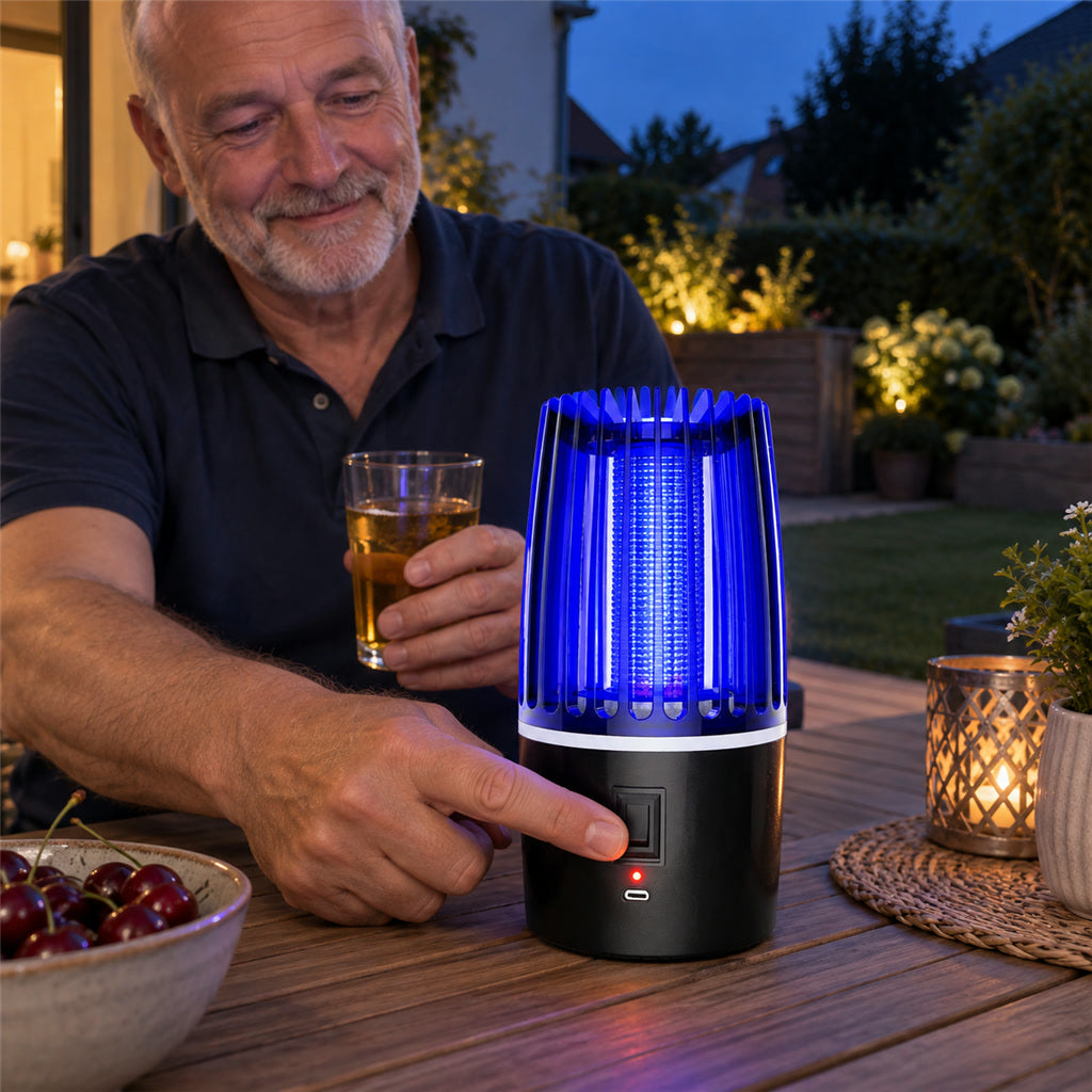Akku-Mückenfalle mit UV-LED-Licht und Ansaugung, auch als Campinglampe, für Schlafzimmer, Garten und Camping – 4000 mAh, USB, 20–50 m², leise