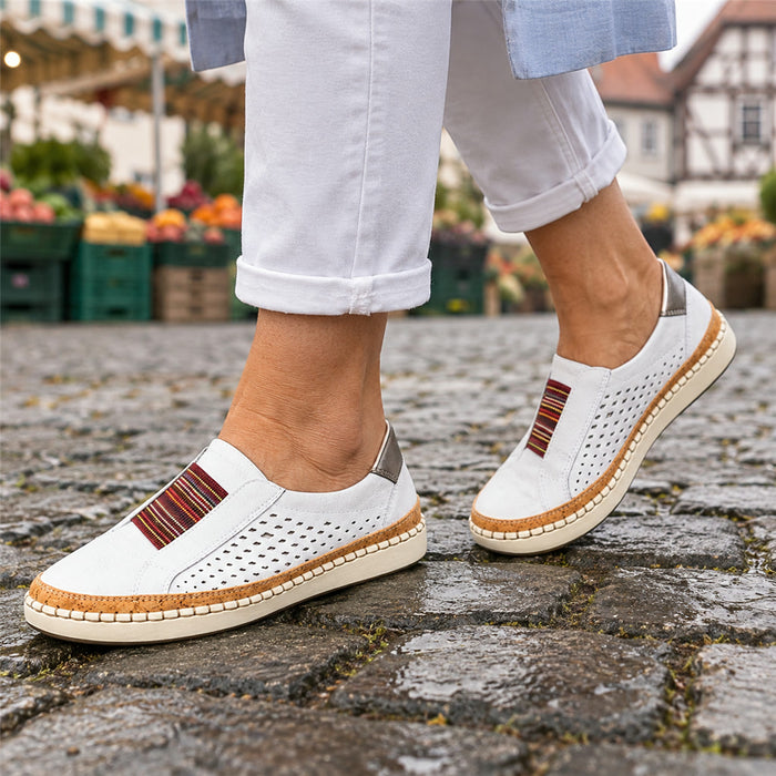 Atmungsaktiver Damen-Slip-on-Sneaker mit Lochmuster und elastischem Einsatz für den Alltag – flache Sohle, Gewölbestütze, US 4 bis 10, 5 Farben