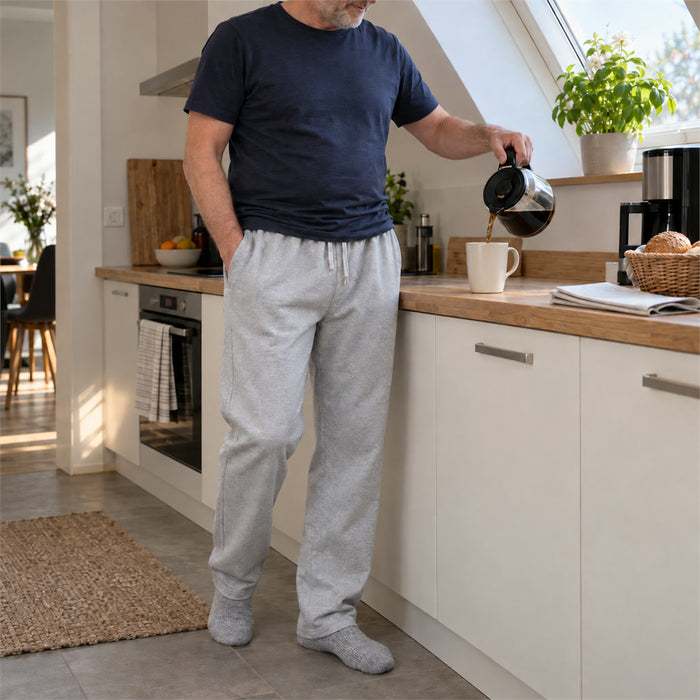 Jogginghose für Herren aus 90 % Baumwolle mit geradem Bein für Freizeit und Sport – Gummibund mit Kordelzug, Seitentaschen, M bis 3XL, 4 Farben