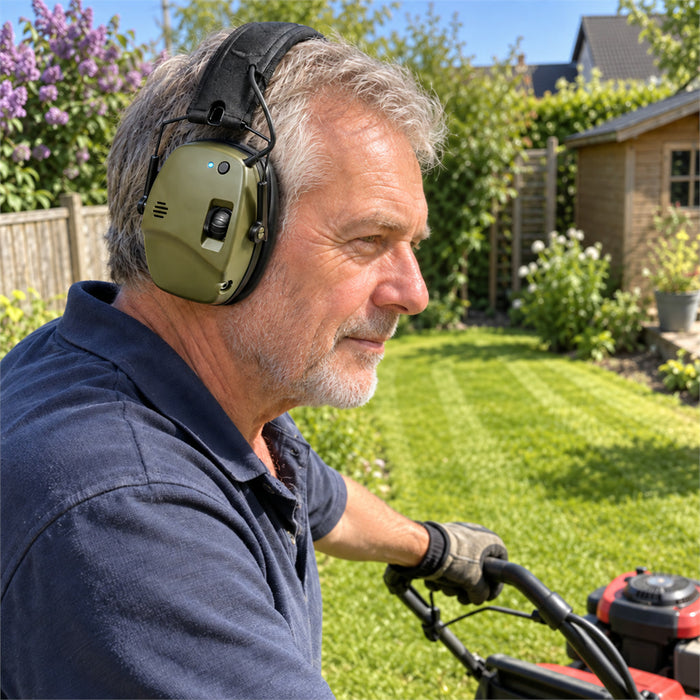 Elektronischer Kapselgehörschutz mit Bluetooth 5.4 für Schießsport, Werkstatt und Gartenarbeit – 2 Mikrofone, Audioeingang, AAA-Batterien, Olivgrün