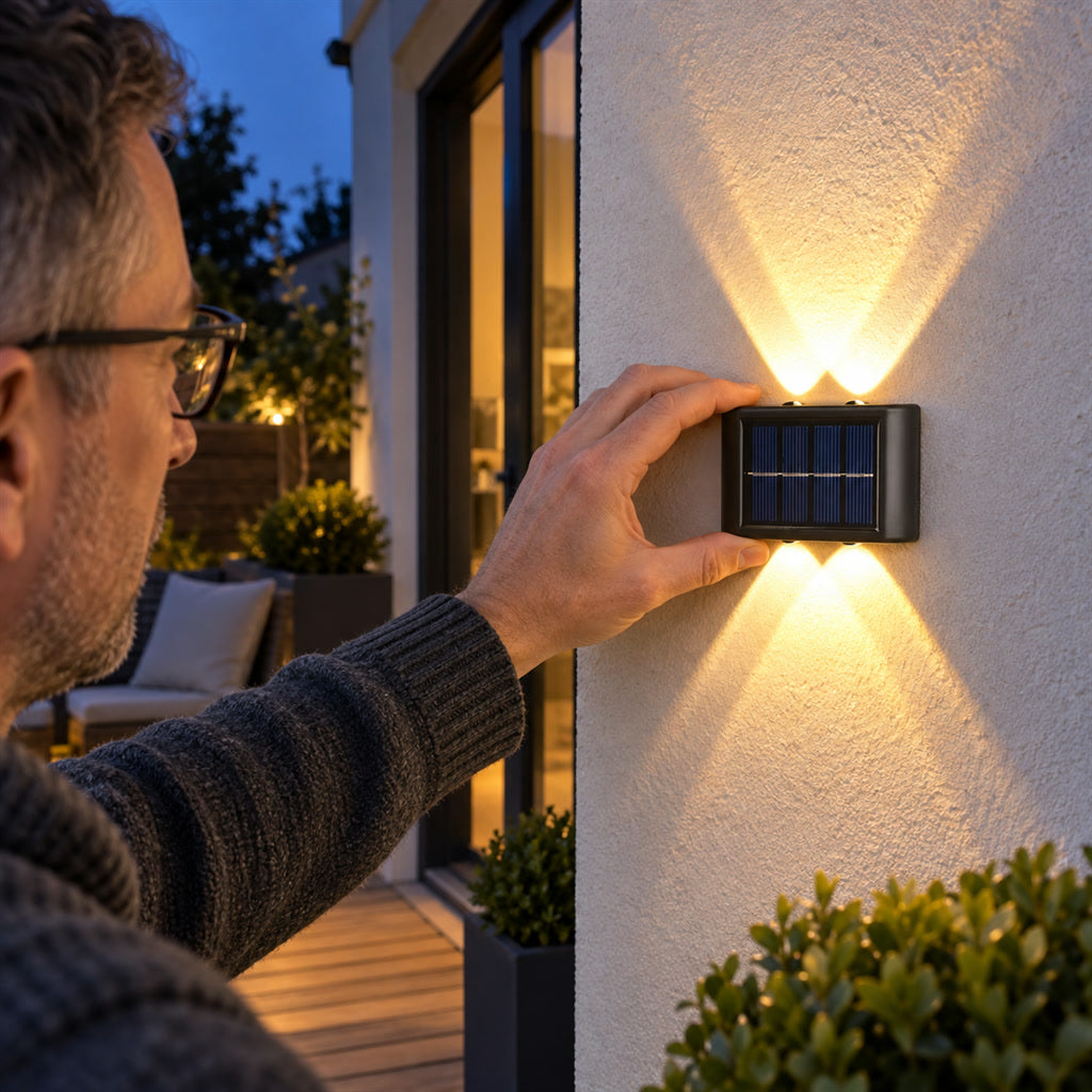 LED-Solar-Wandleuchte für außen mit Licht nach oben und unten für Hauswand, Terrasse und Garten – warmweiß, wetterfest, 8,9 × 5,7 cm