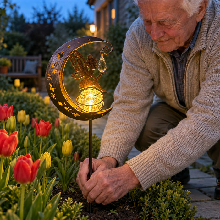 Solar-Gartenstecker Mondsichel aus Metall mit Glaskugel für Weg und Beet – LED, Dämmerungsautomatik, IP55, bis 8 Stunden, 5 Ausführungen
