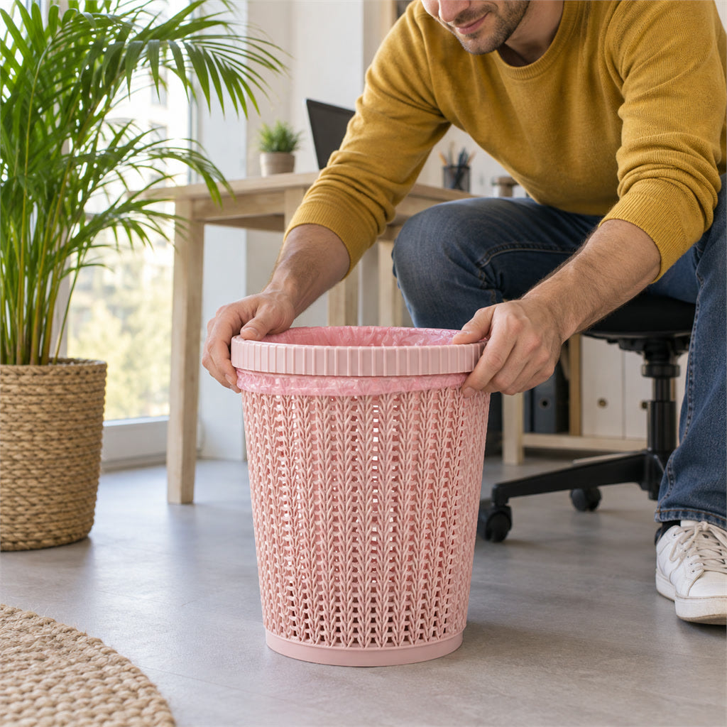 Offener Mülleimer in Flechtoptik mit abnehmbarem Beutel-Klemmring für Bad, Büro und Wohnzimmer – ohne Deckel, rund, Rosa oder Blau