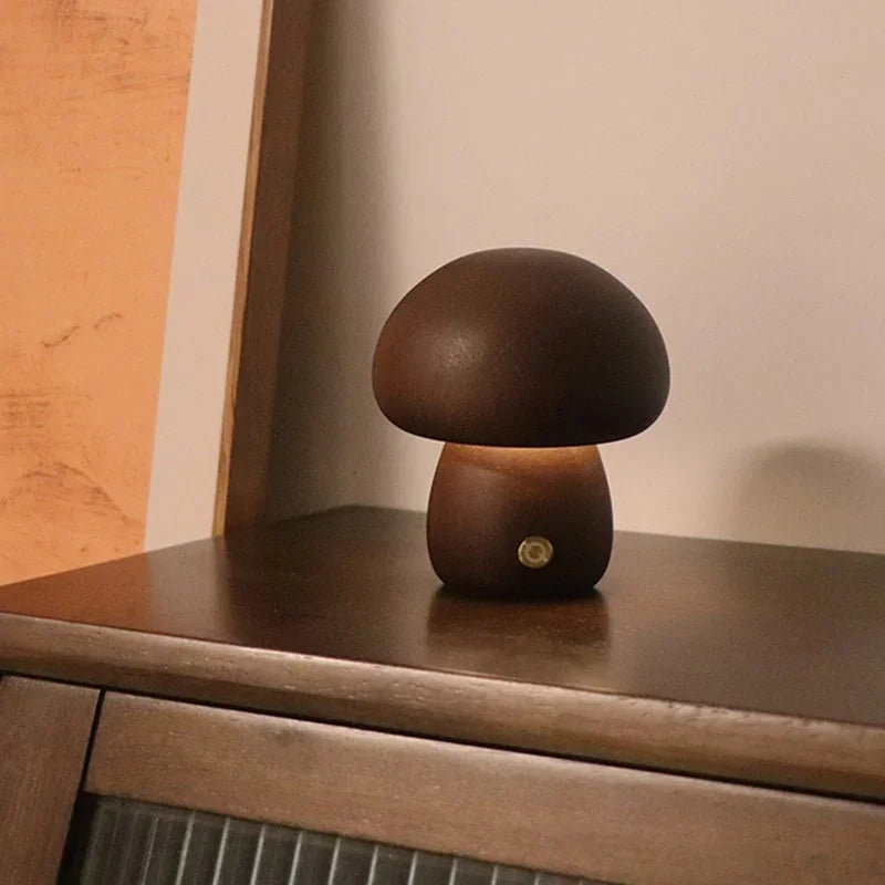 Pilz-Nachtlicht aus Holz als Nachttischlampe für Schlafzimmer und Kinderzimmer – LED dimmbar, Touch-Bedienung, Akku mit USB, 4 Ausführungen