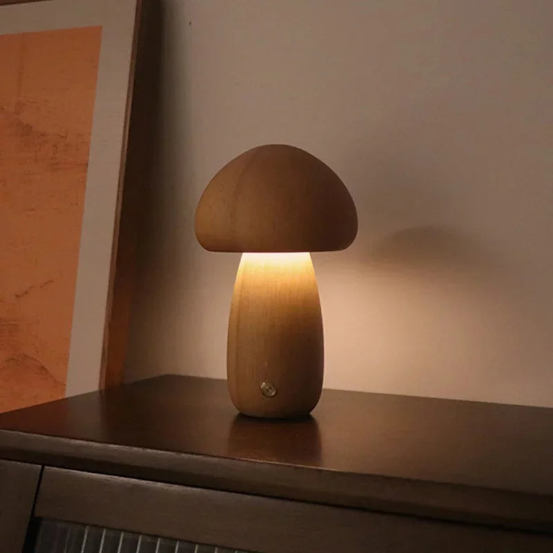 Pilz-Nachtlicht aus Holz als Nachttischlampe für Schlafzimmer und Kinderzimmer – LED dimmbar, Touch-Bedienung, Akku mit USB, 4 Ausführungen