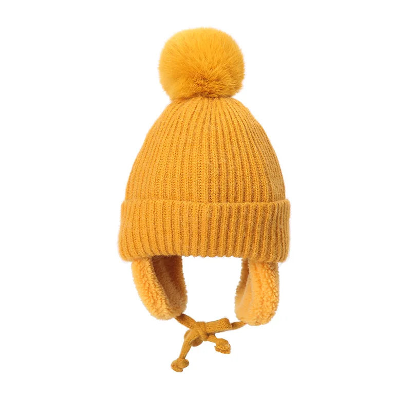 Kinder-Strickmütze mit Ohrenklappen für Winter, Spielplatz und Schulweg – Wintermütze für Kinder, 7 Farben von Beige bis Braun